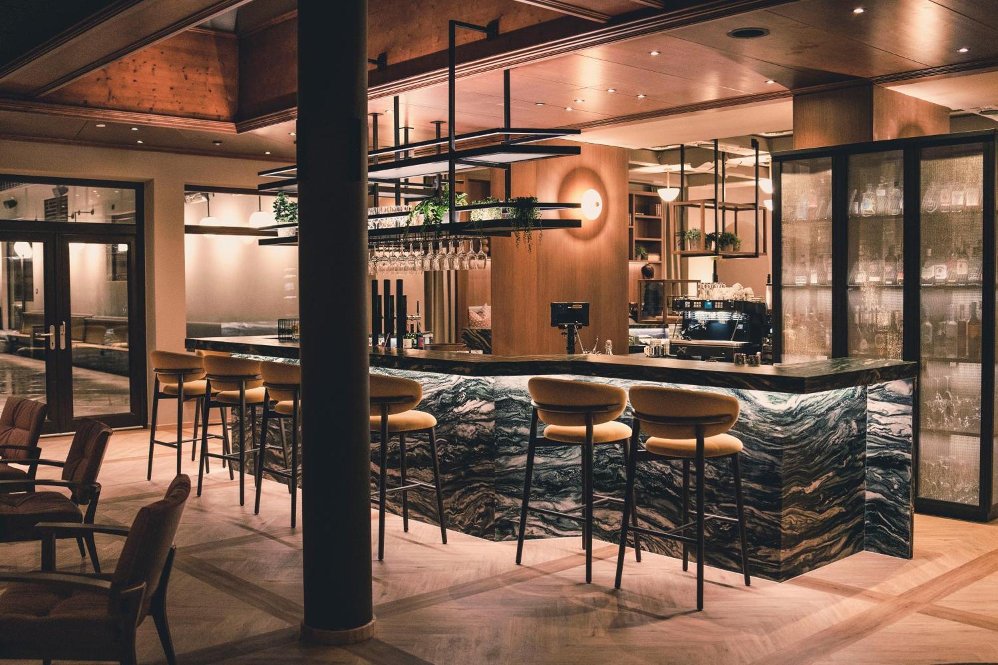 Hotel Neue Post Zell am See Ngoại thất bức ảnh